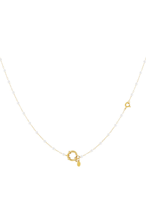 Lock with pearls necklace