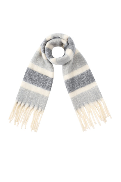 Basic autumn scarf