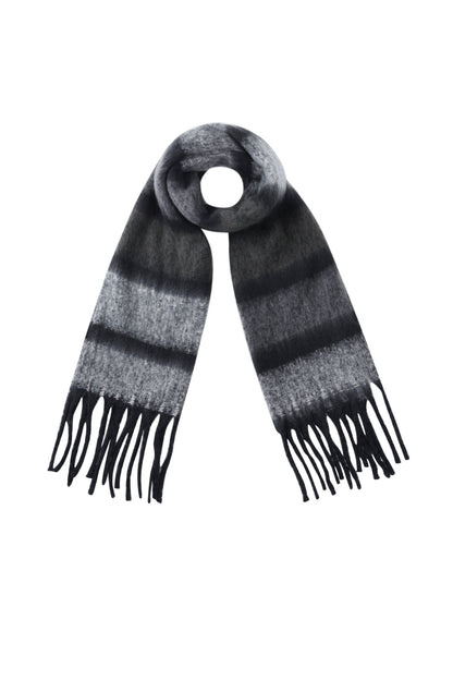 Basic autumn scarf