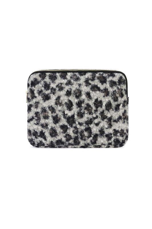 Leopard dream laptop sleeve - 13 inches
