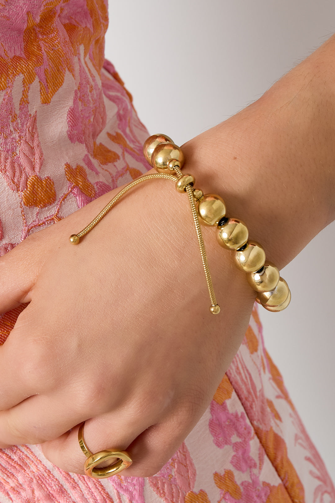 Hollow bead bracelet-12mm