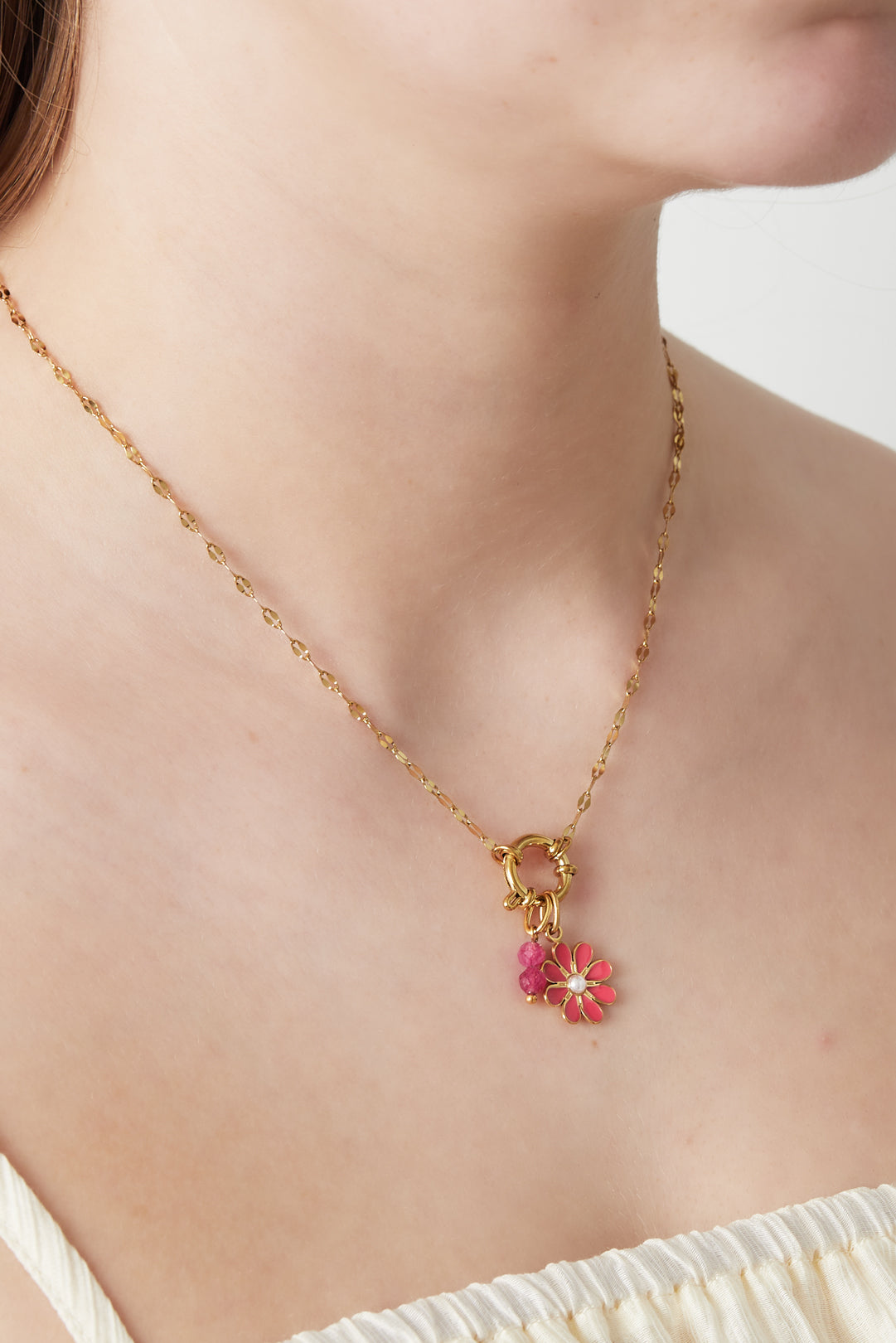 Red flower DIY necklace